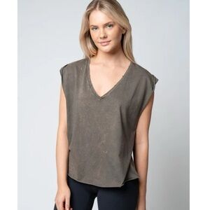 Sleeveless V-Neck Muscle Top